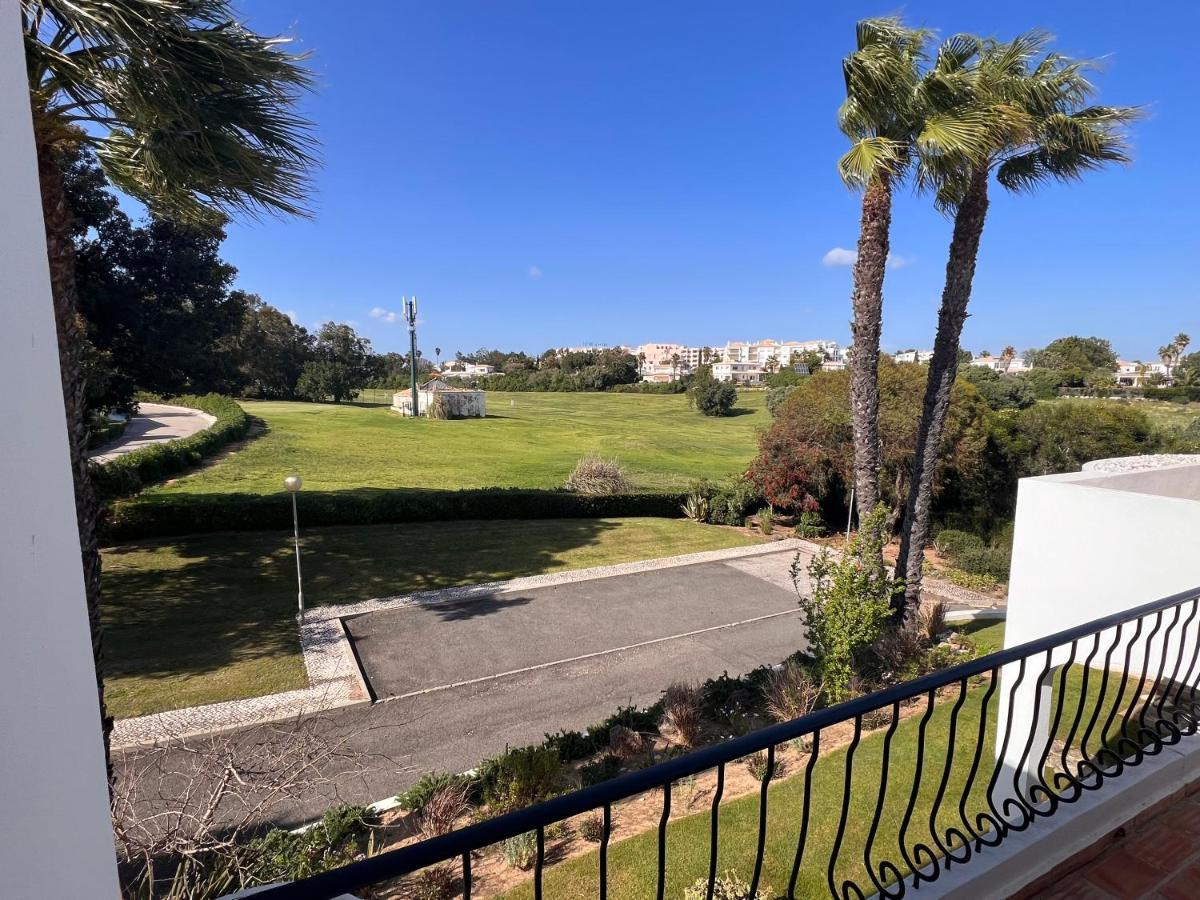 شقة Luxury Modern T2 Ocean View - Free Parking - Pool ألفور المظهر الخارجي الصورة